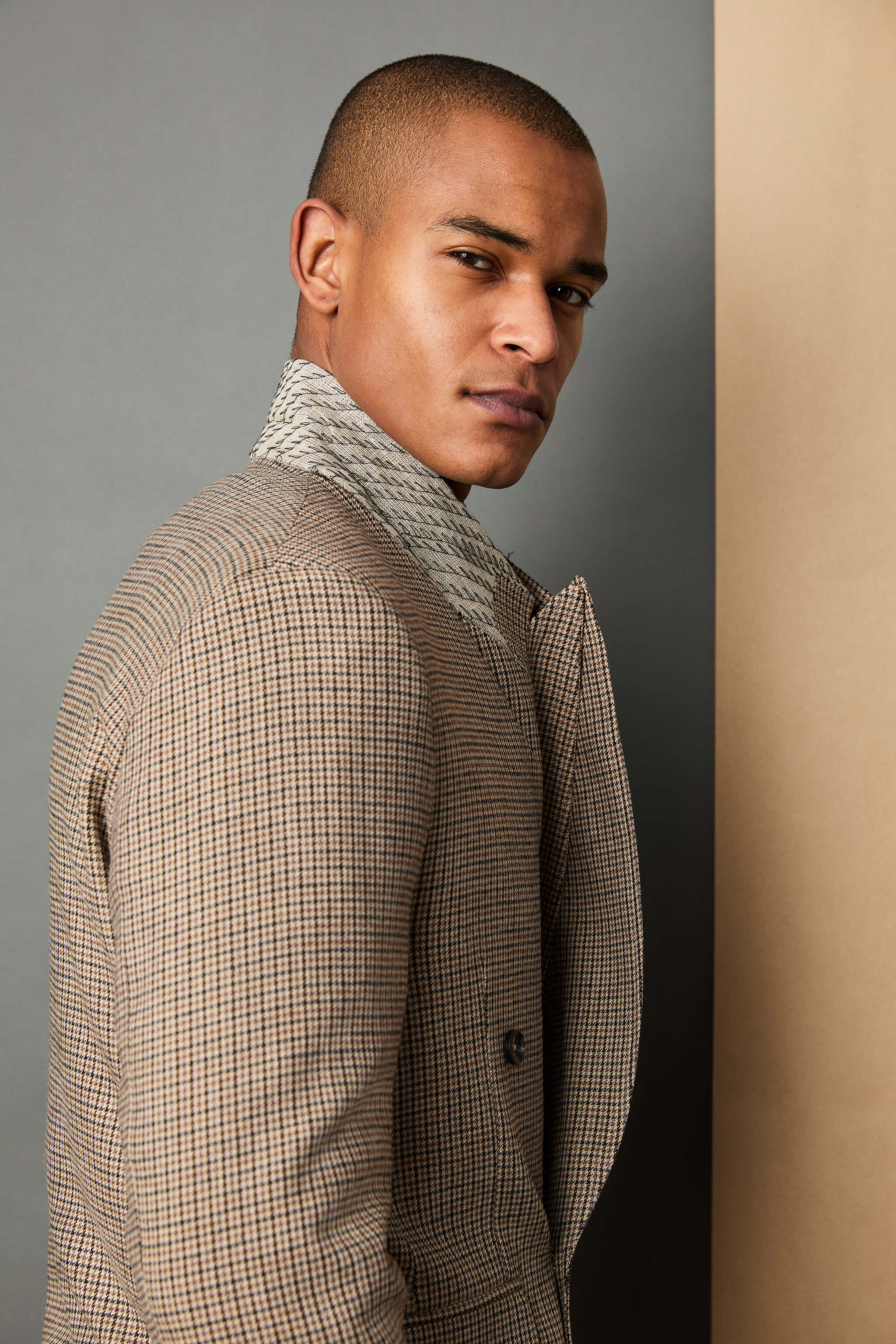 DAVID untreated jacket in camel