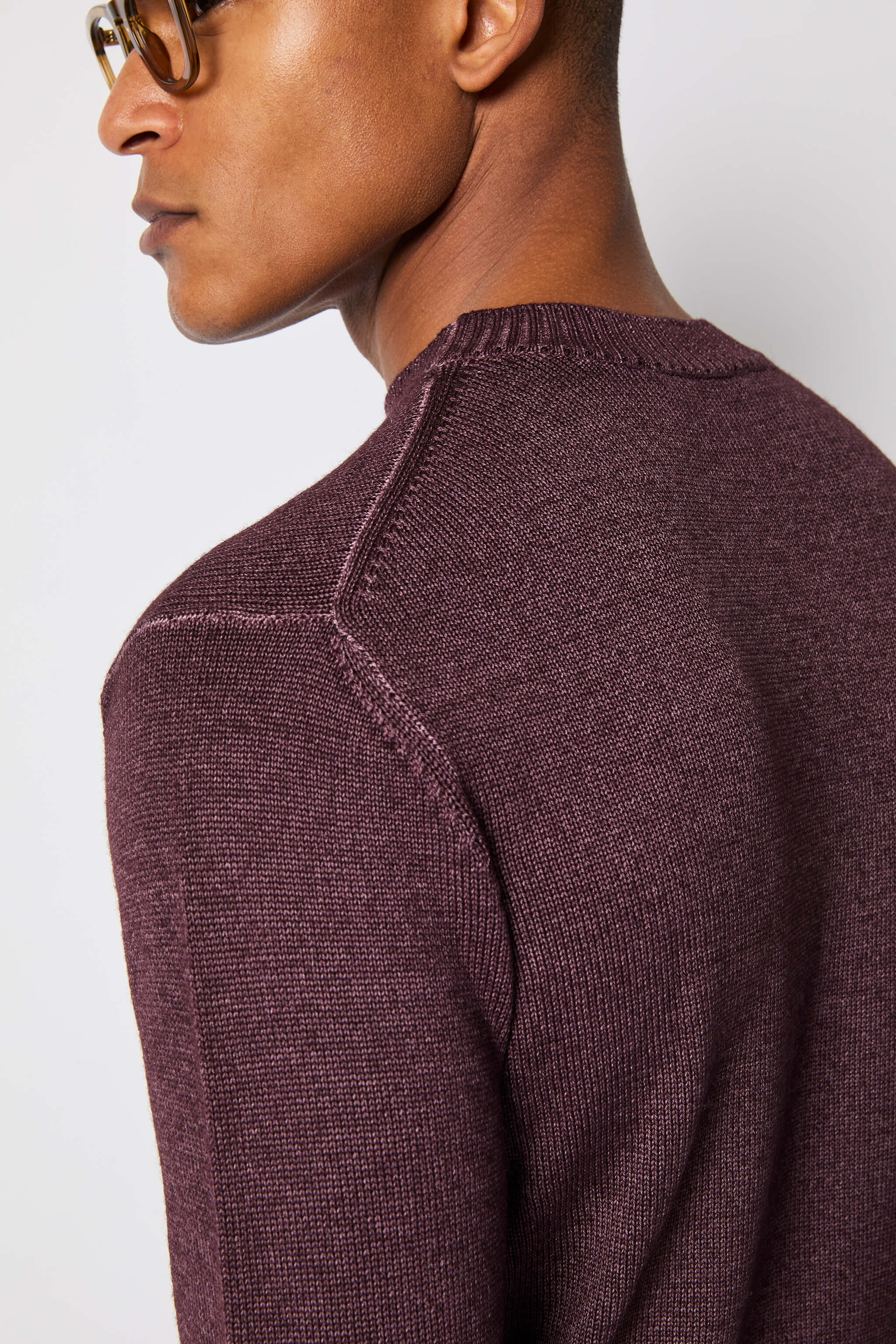 Maglia girocollo bordeaux tinto capo