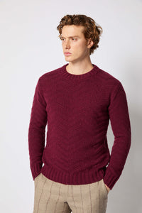 Cable-knit crewneck in burgundy bordeaux