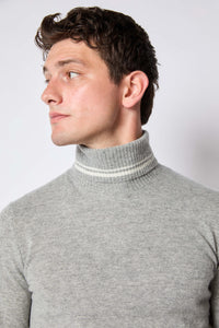 Turtleneck sweater in light gray melange light grey