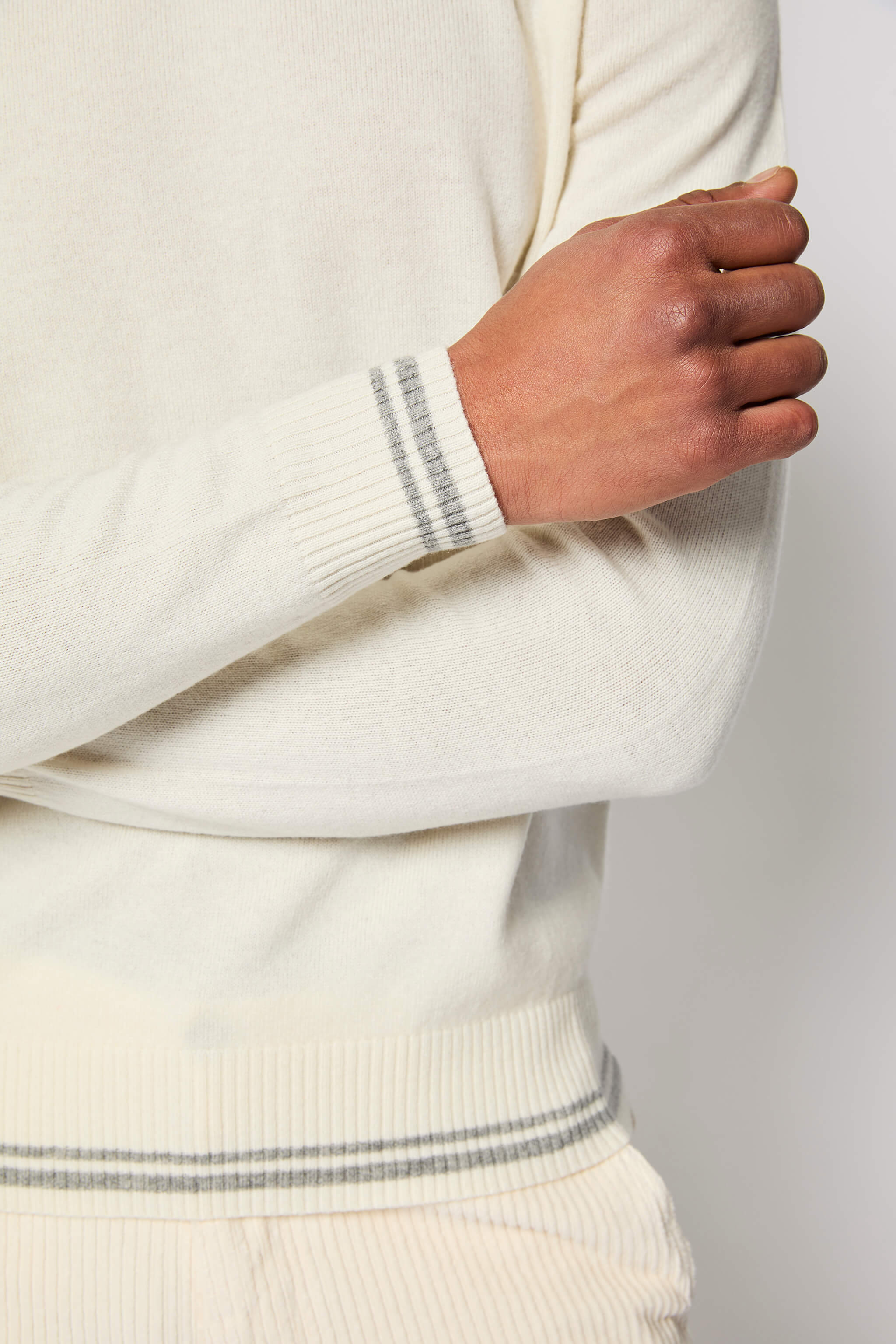 Wool and cashmere turtleneck in ivory