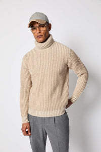 Chunky-knit turtleneck sweater in ivory beige