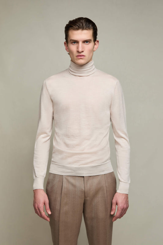 Turtleneck sweater in natural ivory