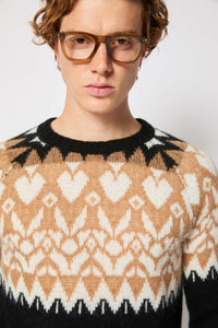 Nordic-style crewneck sweater in black black