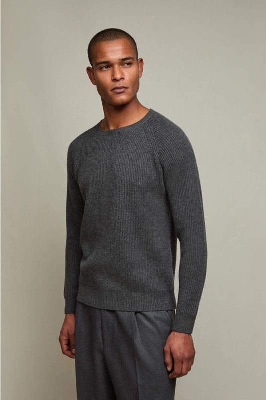 Wool-cashmere crewneck sweater in gray