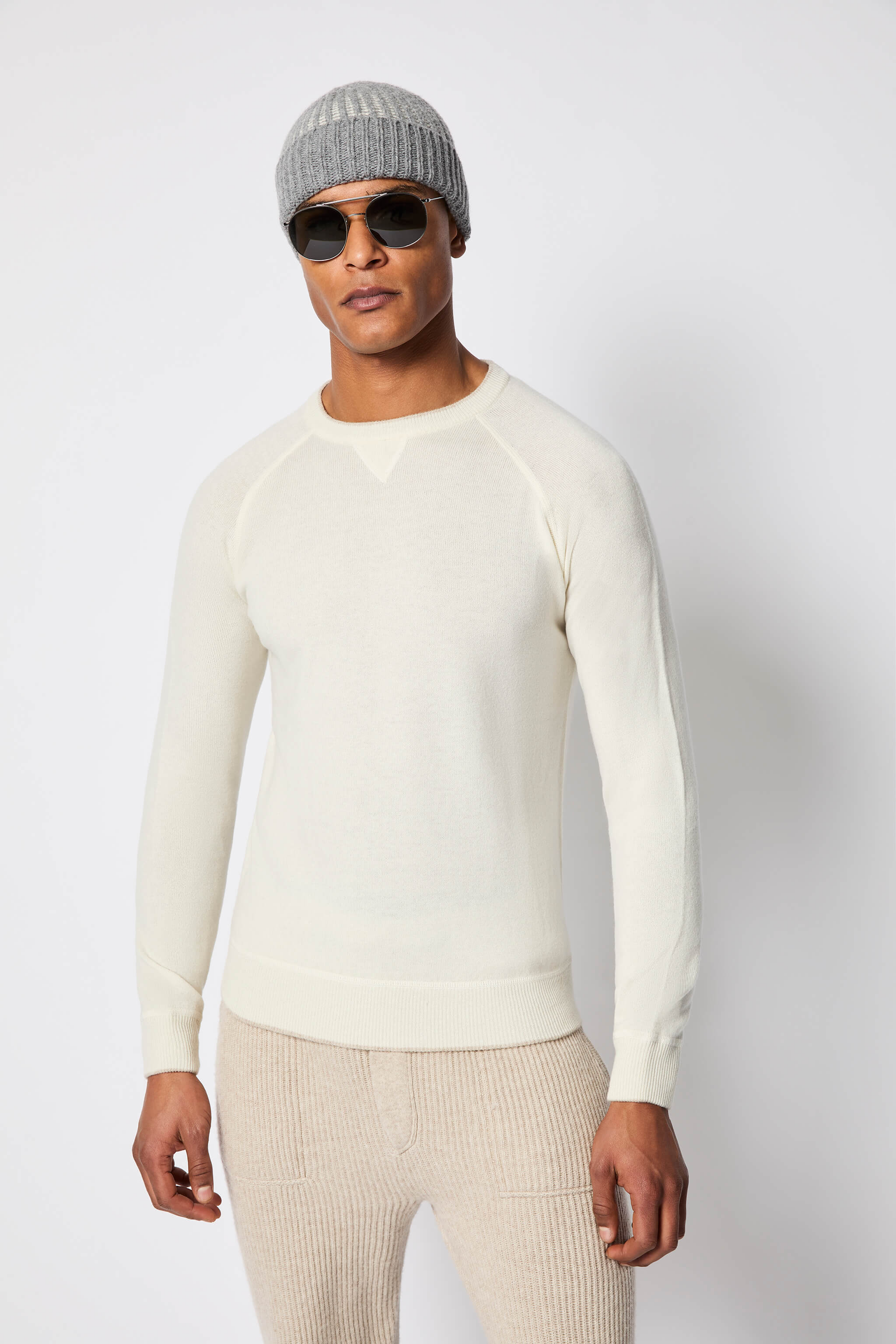 White wool and cashmere crewneck