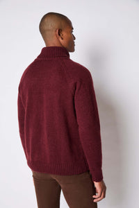 Turtleneck sweater in burgundy bordeaux