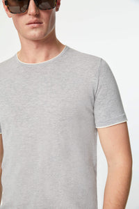 Short sleeve shirt with contrast gray details light grey