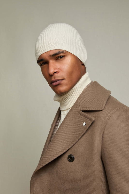 Wool-cashmere beanie in ivory
