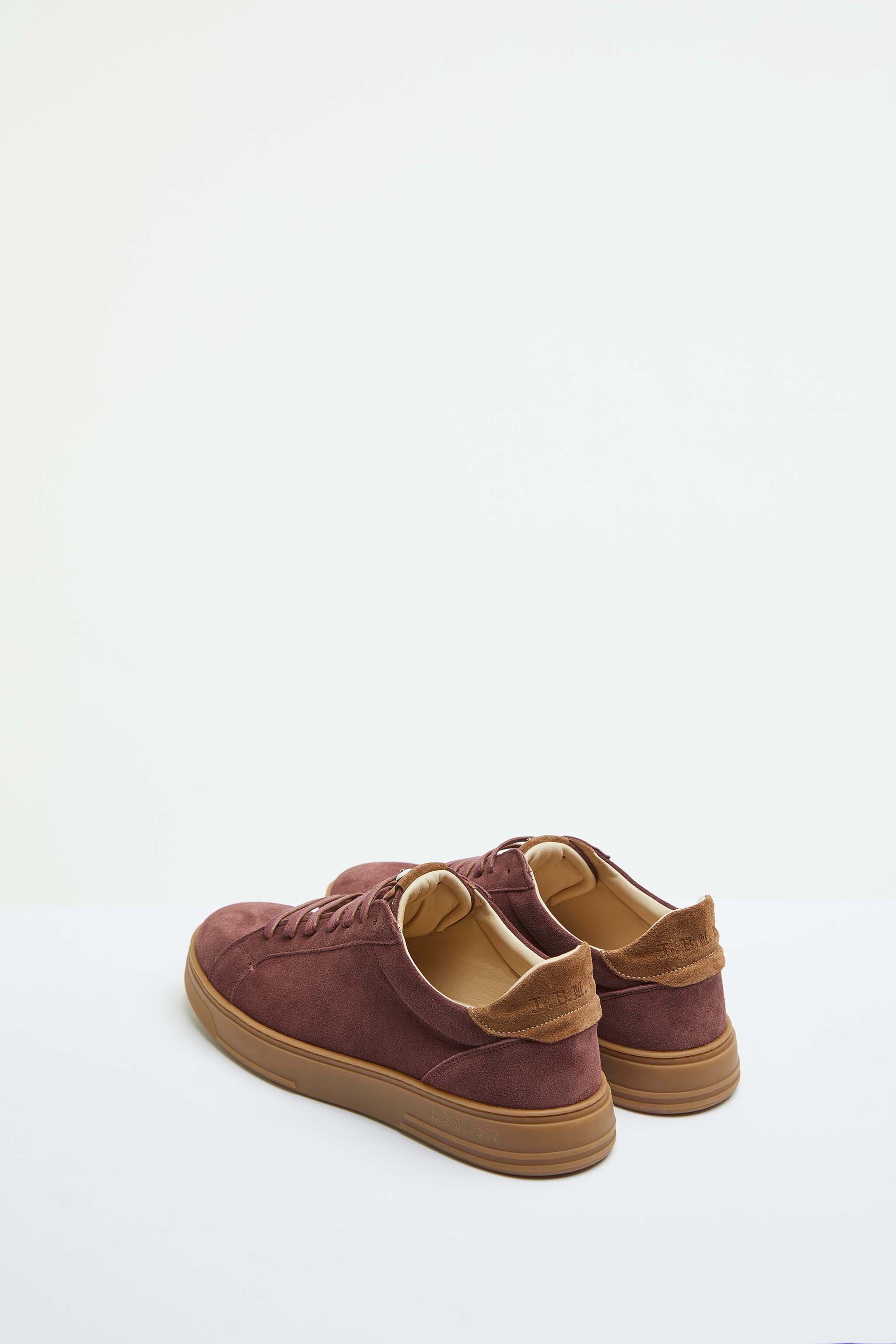 Retro tennis sneakers in crushed berry