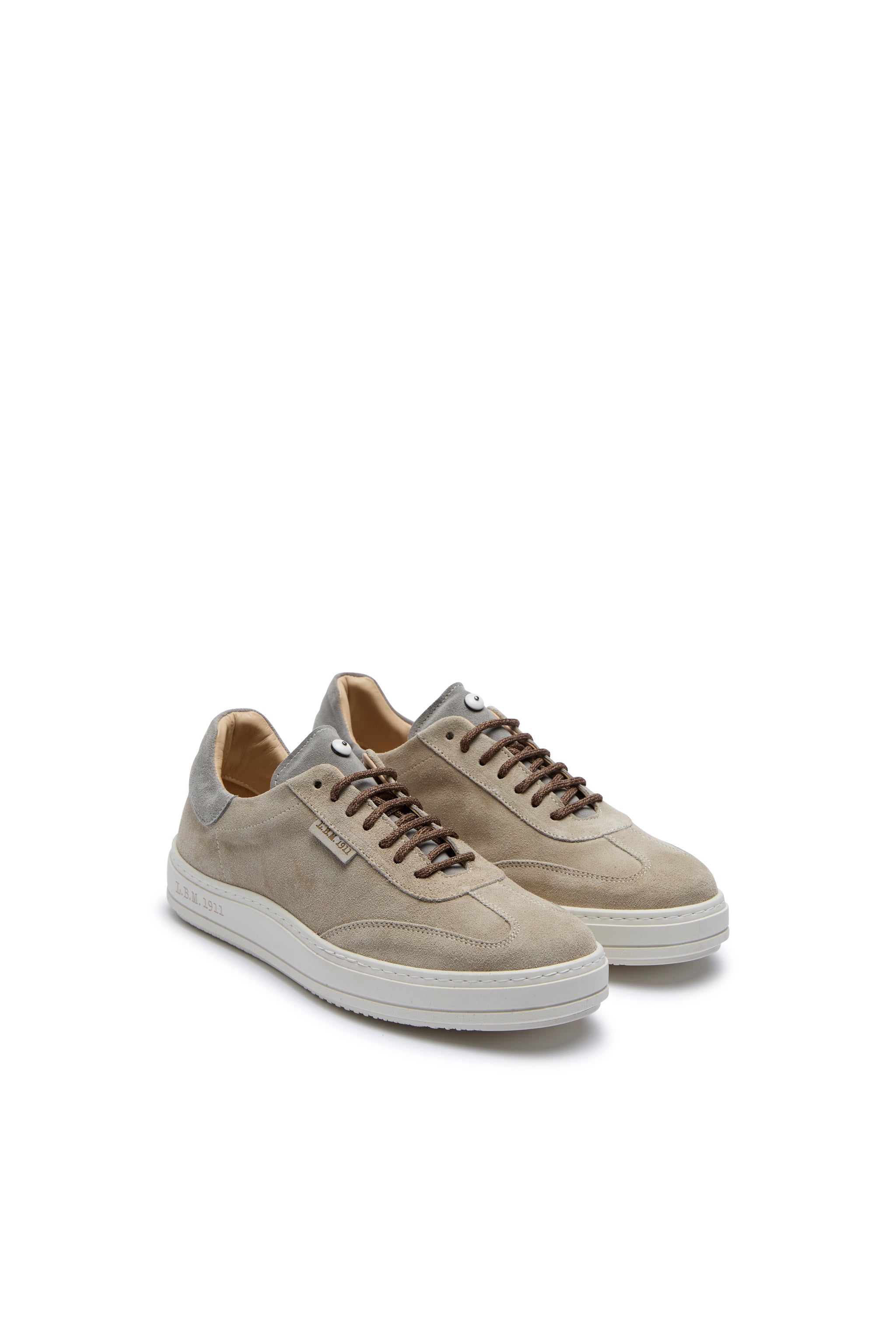 Sneakers in suede beige