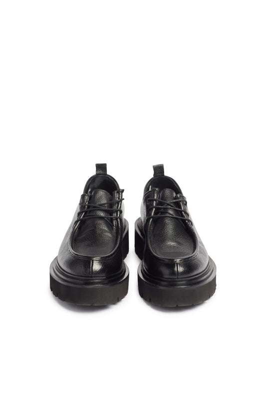 Pebbled leather Derby shoes in black