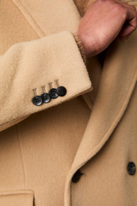 Untreated coat in camel earth