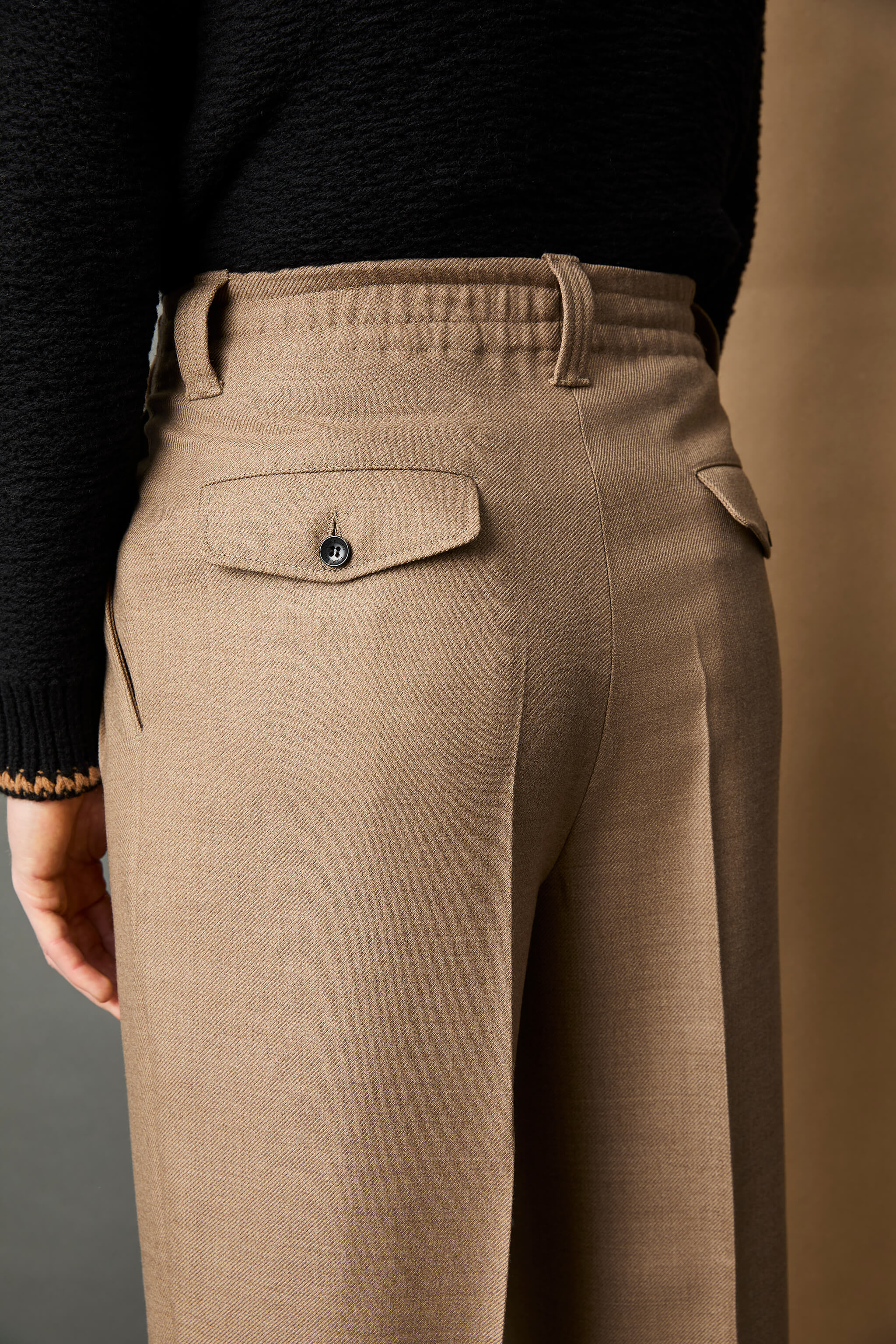 MARK pants in hazelnut