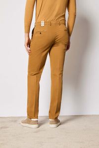 Garment-dyed elton pants - ochre yellow