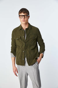Garment-dyed overshirt in green dark green