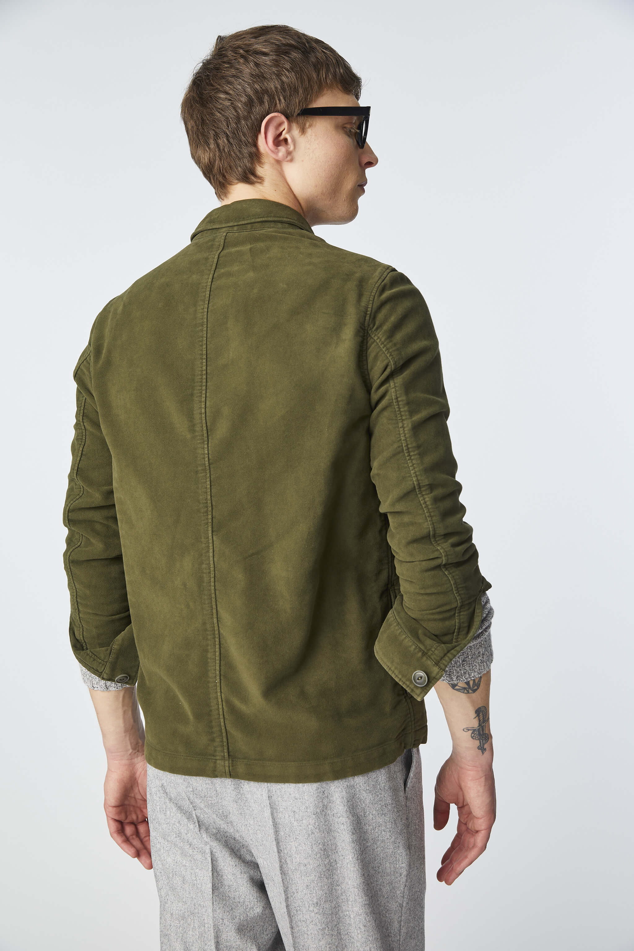 Garment-dyed overshirt in green