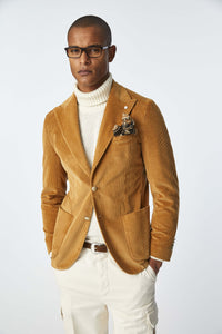 Garment-dyed steve jacket in ochre brick