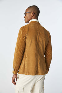 Garment-dyed steve jacket in ochre brick