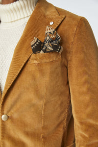 Garment-dyed steve jacket in ochre brick