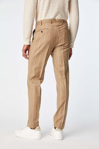 Garment-dyed tom suit in beige earth
