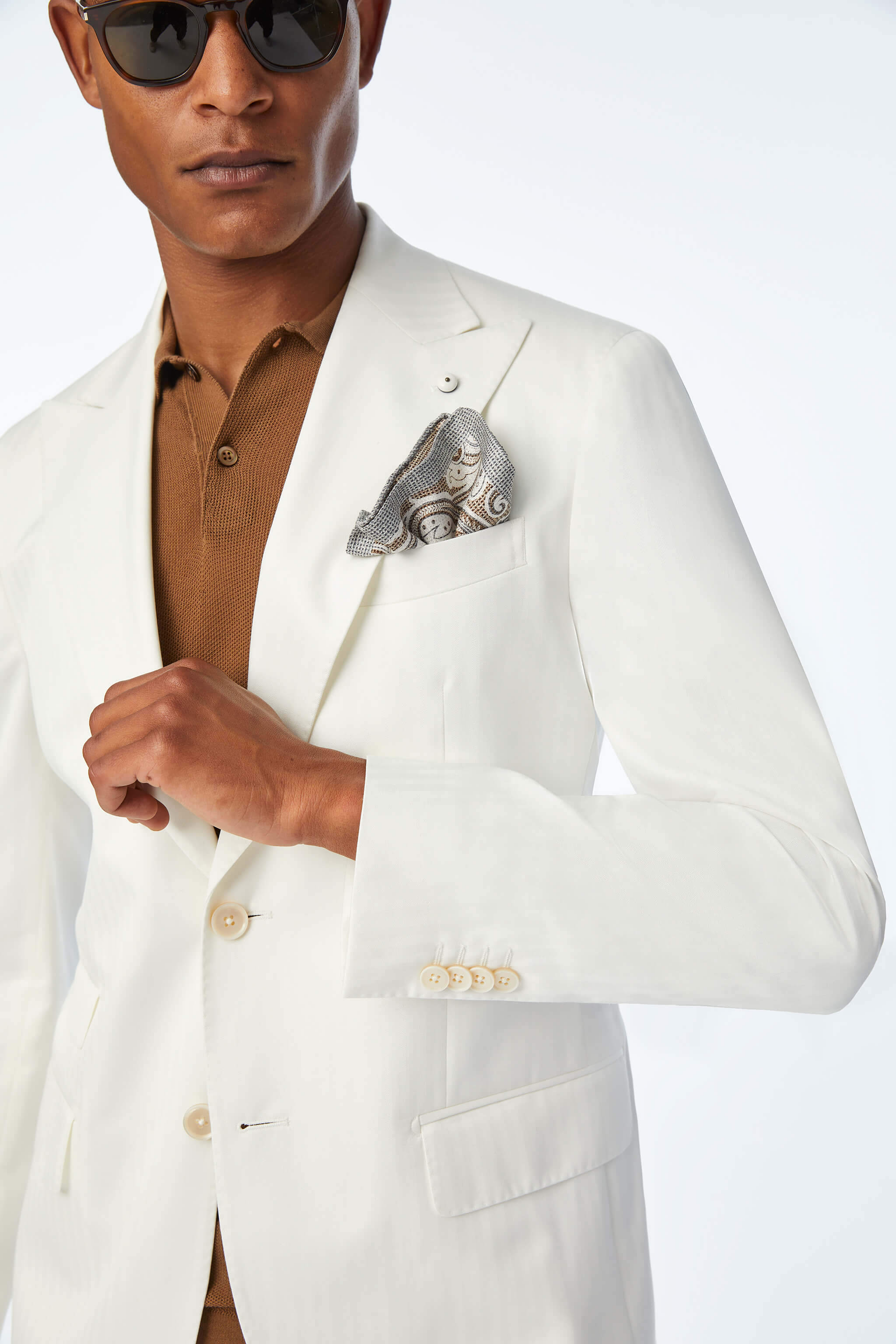 PAUL suit in White