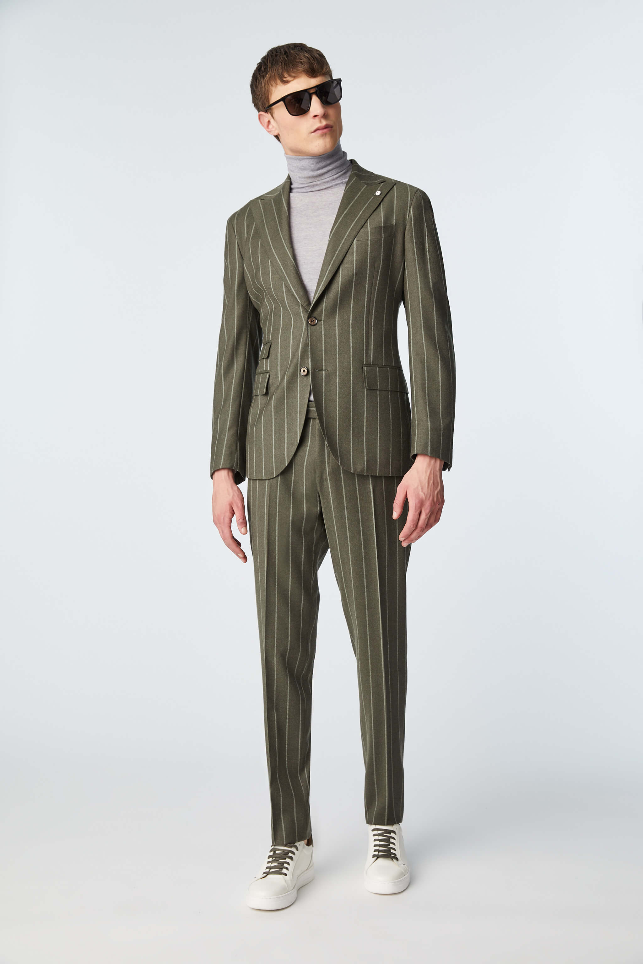 PAUL suit in green