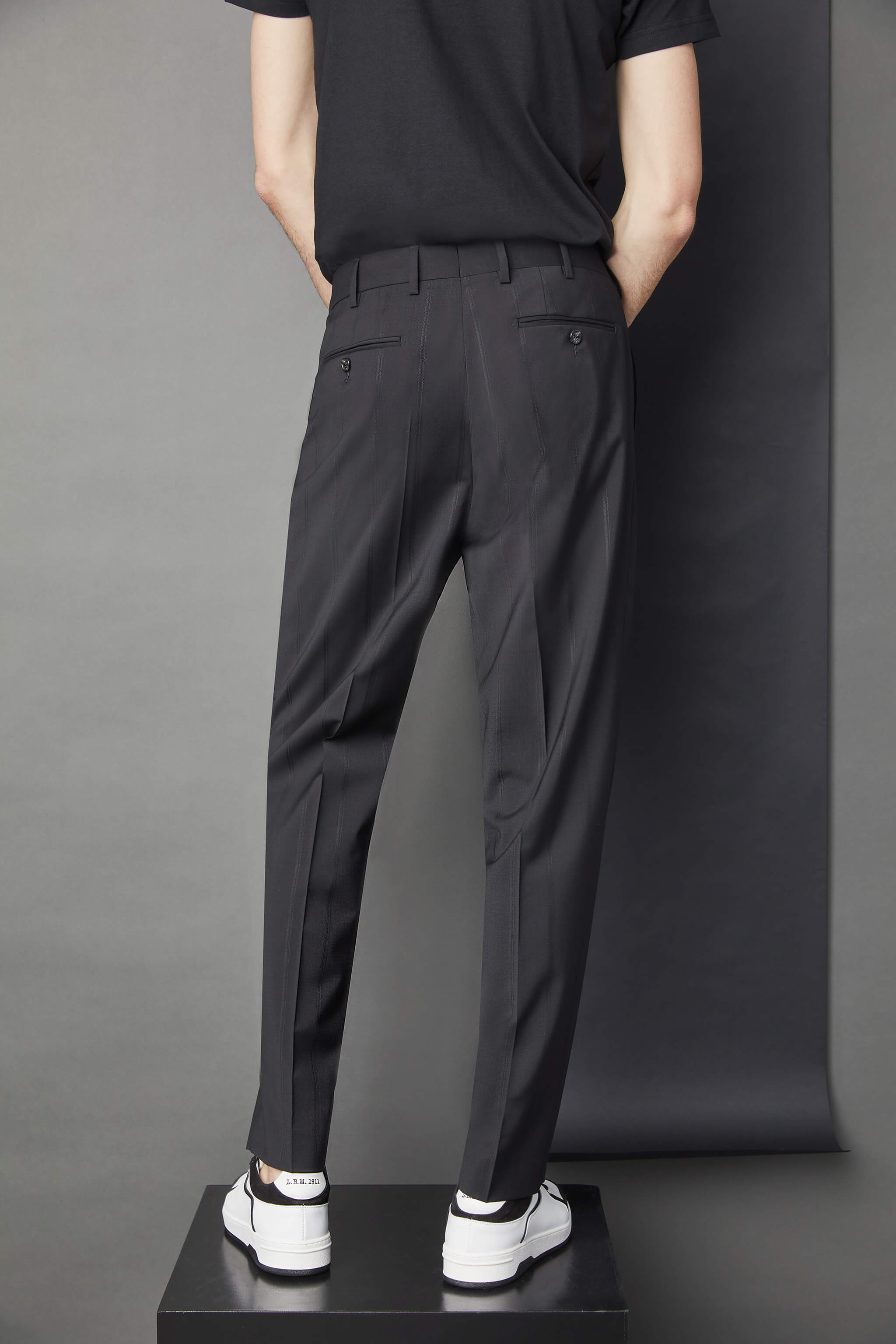 FRANCIS suit in Black