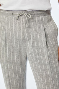 Jack suit in jersey pinstripe light grey