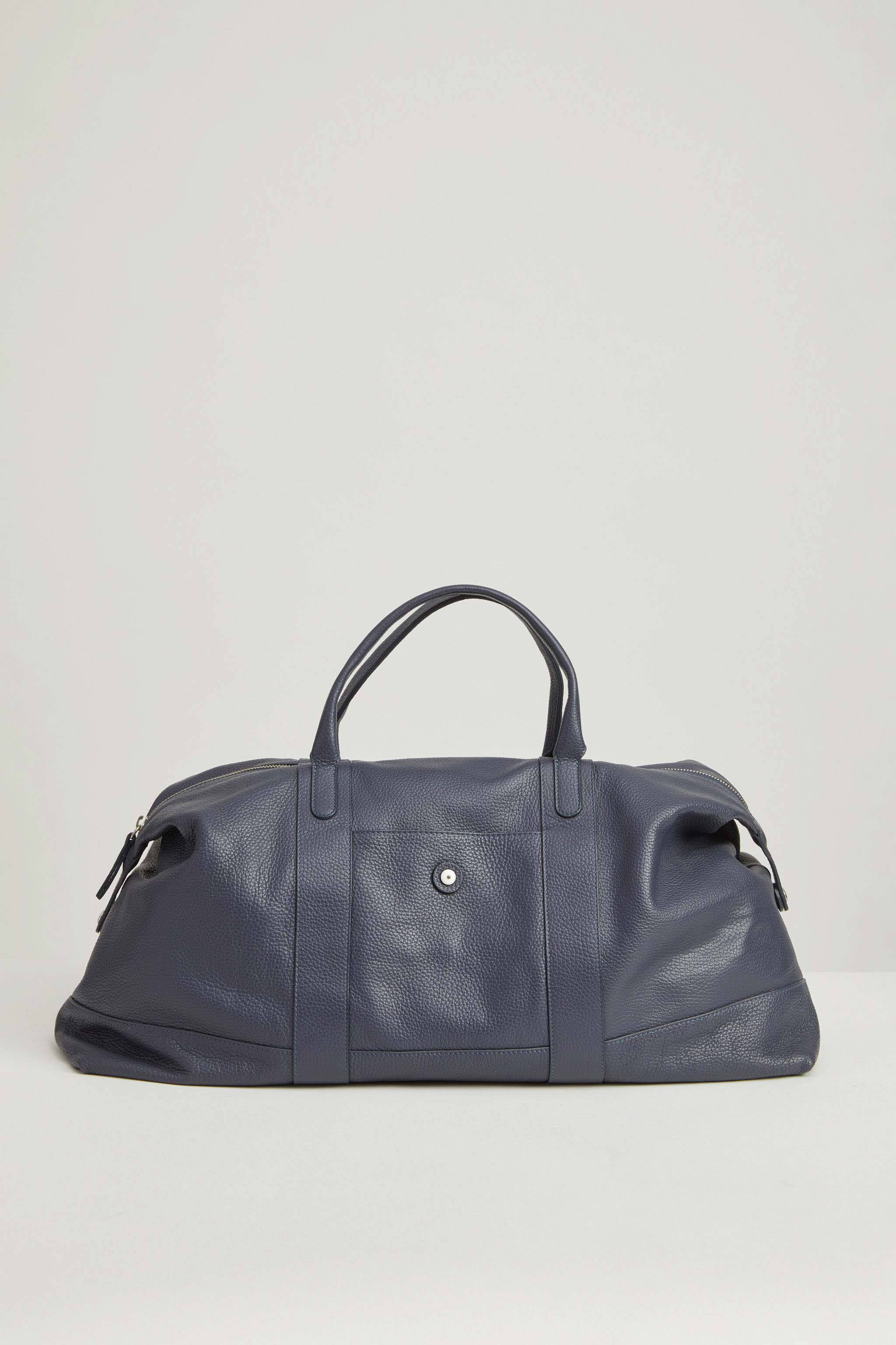 Leather travel bag