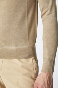 Garment-dyed crewneck in beige beige
