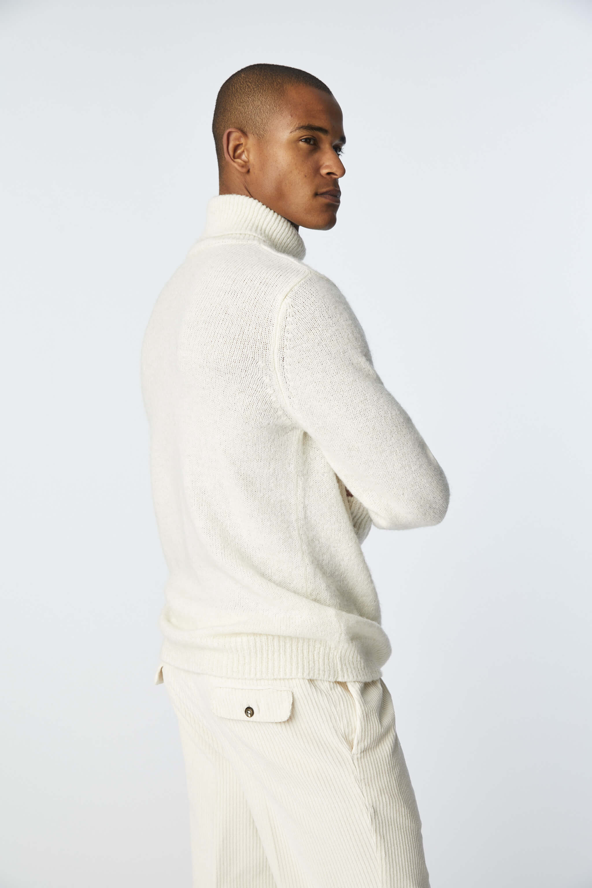 Cream white clearance turtleneck