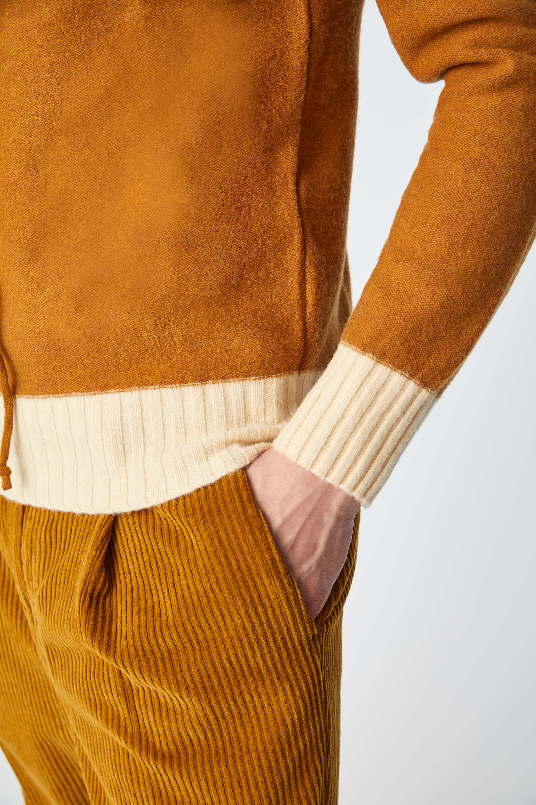 Hoodie in multicolored ochre