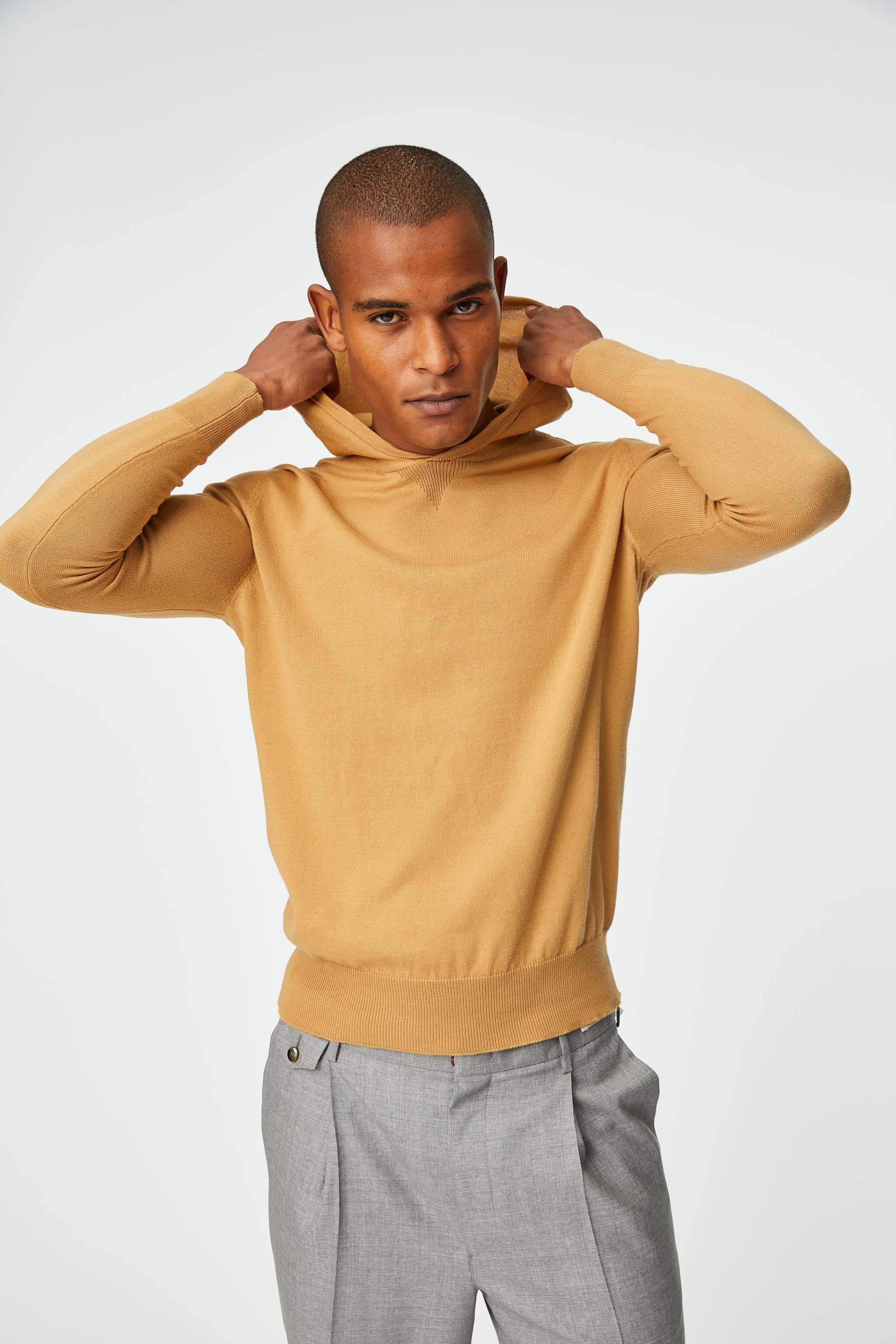Cotton knit Hoodie in mustard