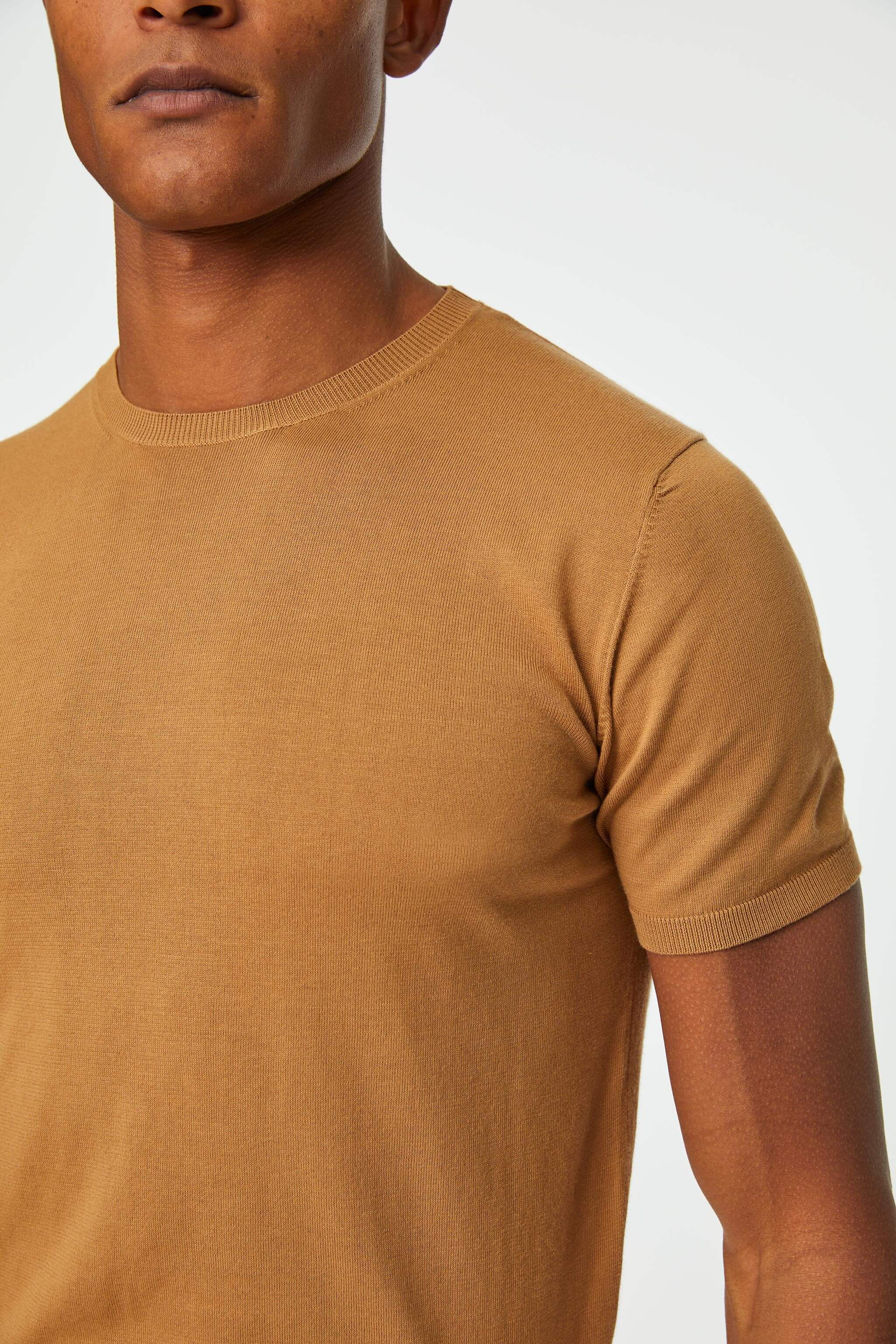 Cotton T-shirt in ochre 