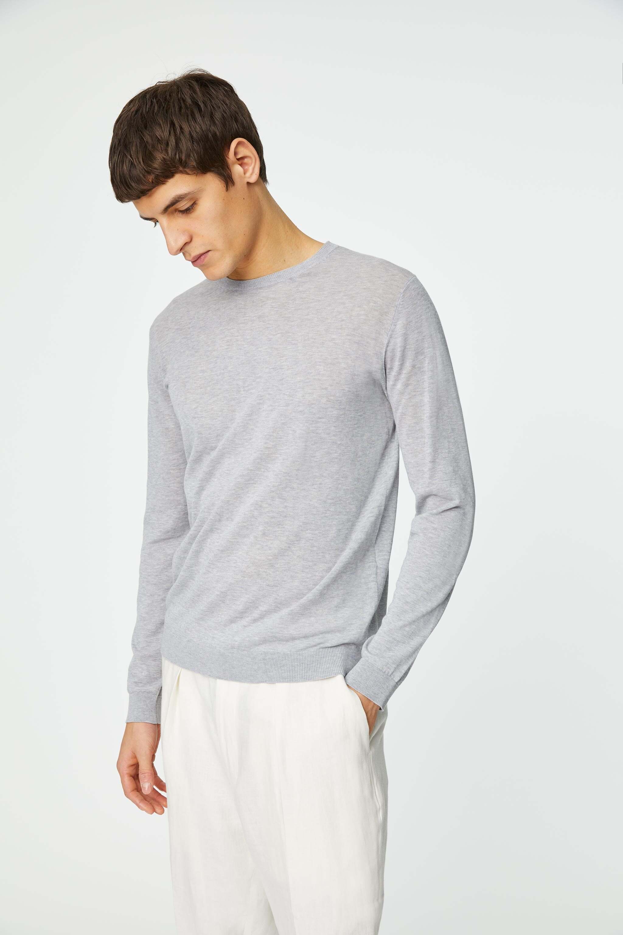 Long-sleeve cotton T-shirt in soft gray