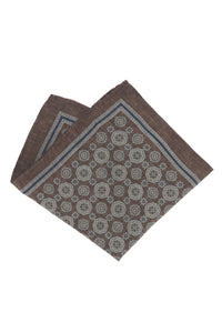 Floral print pocket square in brown earth