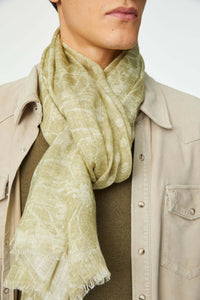 Ambre' linen scarf  light green