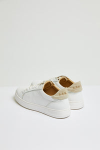 Retro-styled tennis shoe in sand beige