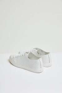 Textured leather sneaker in white white
