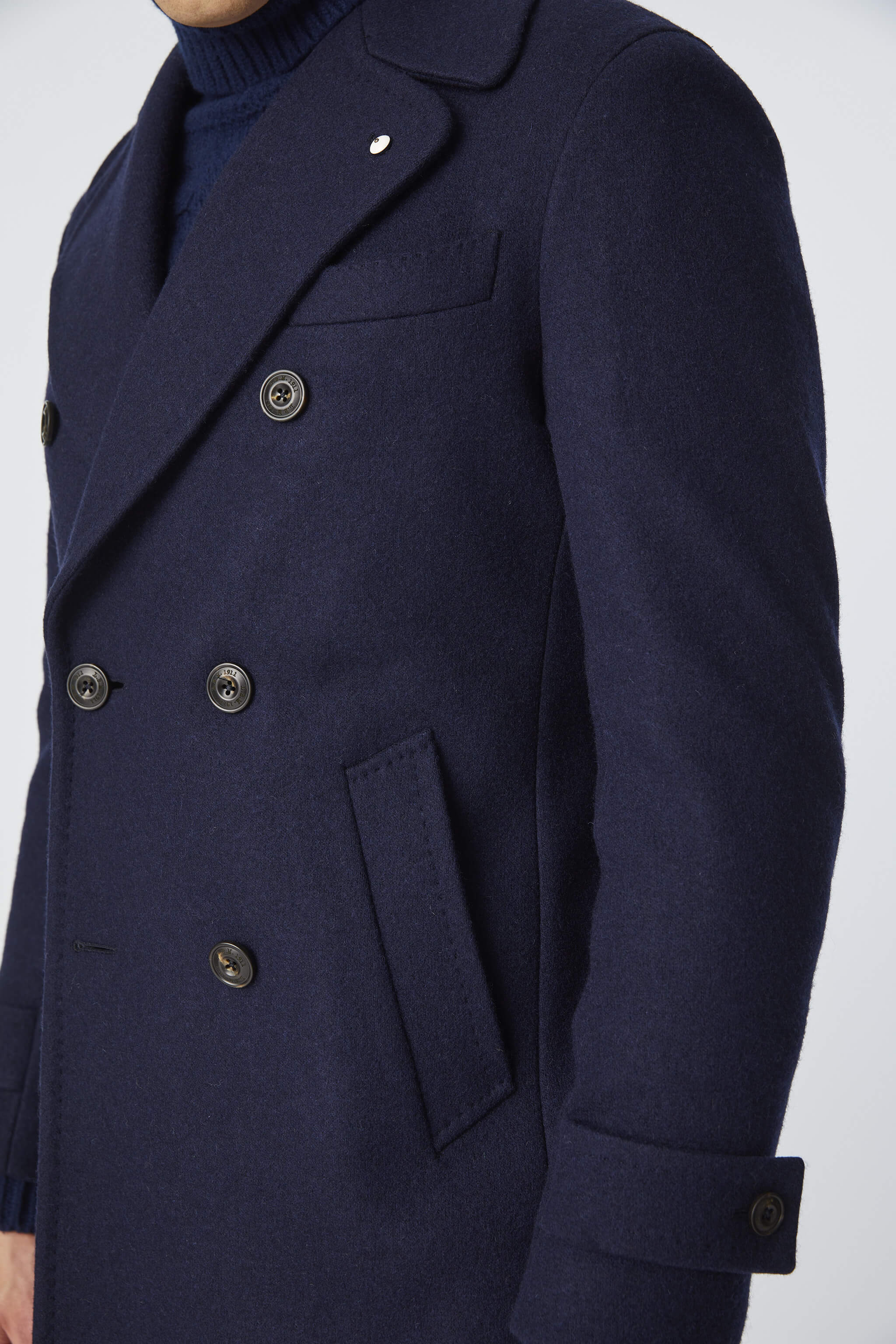 Chesterfield coat in midnight blue jersey