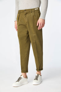Garment-dyed michael pants in green dark green