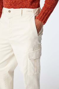 Garment-dyed cargo pants in white white