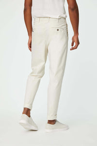 Garment-dyed miles pants in white white