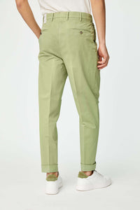 Garment-dyed miles pants in green light green