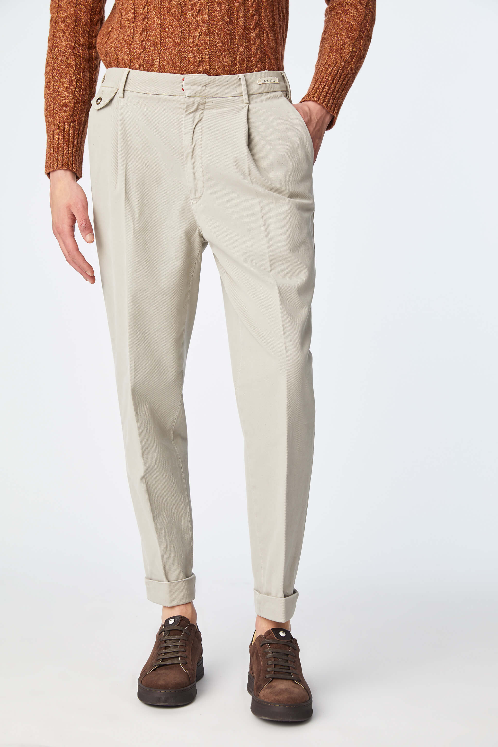 Garment-dyed MILES pants in gray