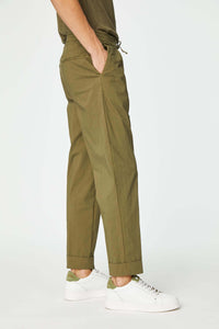 Garment-dyed lester pants in green dark green