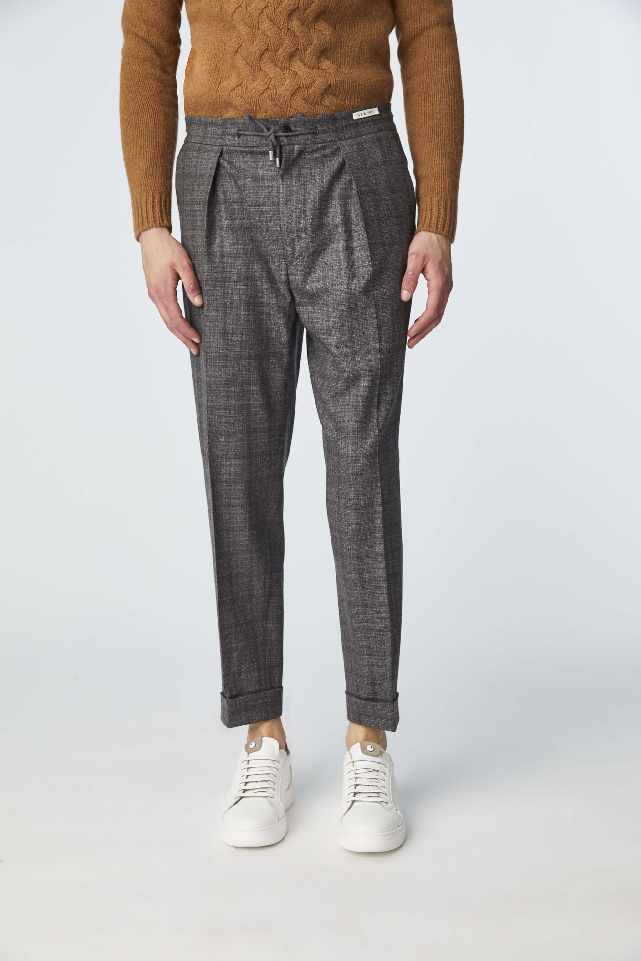 LESTER pants in gray