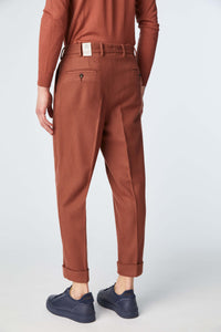 Garment-dyed miles pants in brown brick