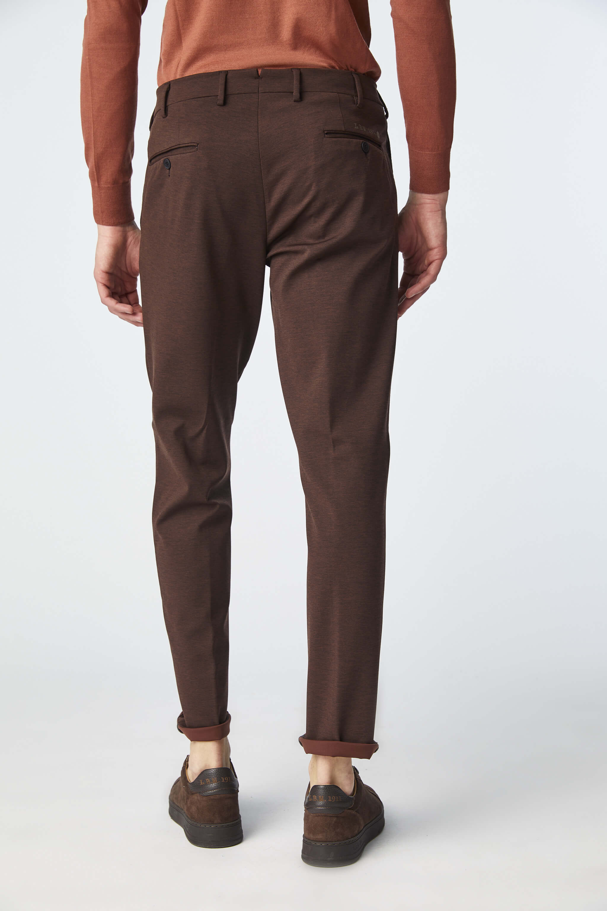 Garment-dyed technical jersey LIAM pant in brown